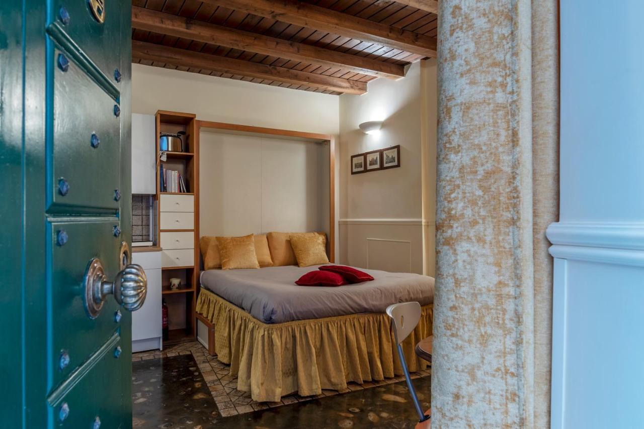 Piazza Navona Cozy And Central Studio Рим Экстерьер фото