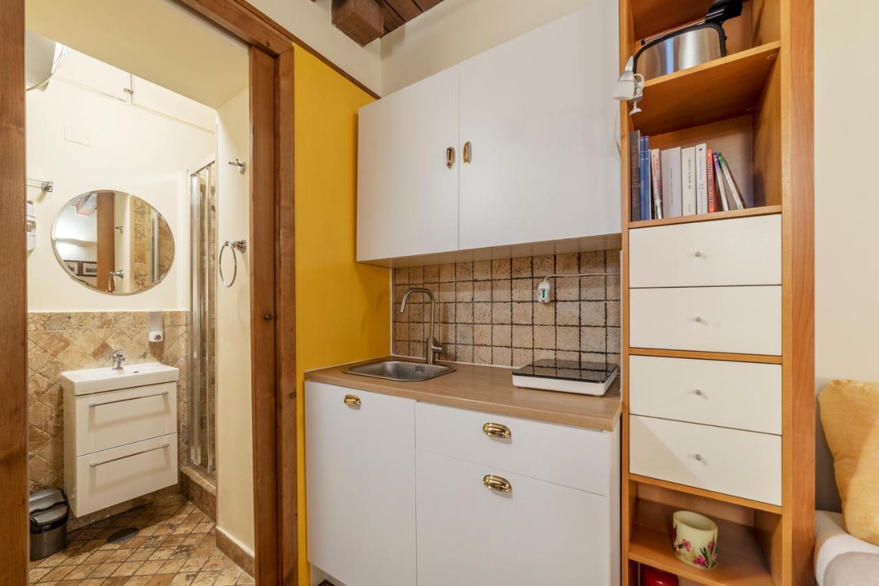 Piazza Navona Cozy And Central Studio Рим Экстерьер фото